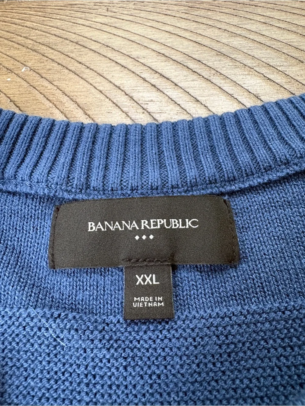 Banana Republic Men's Crewneck Sweater - Navy Blue